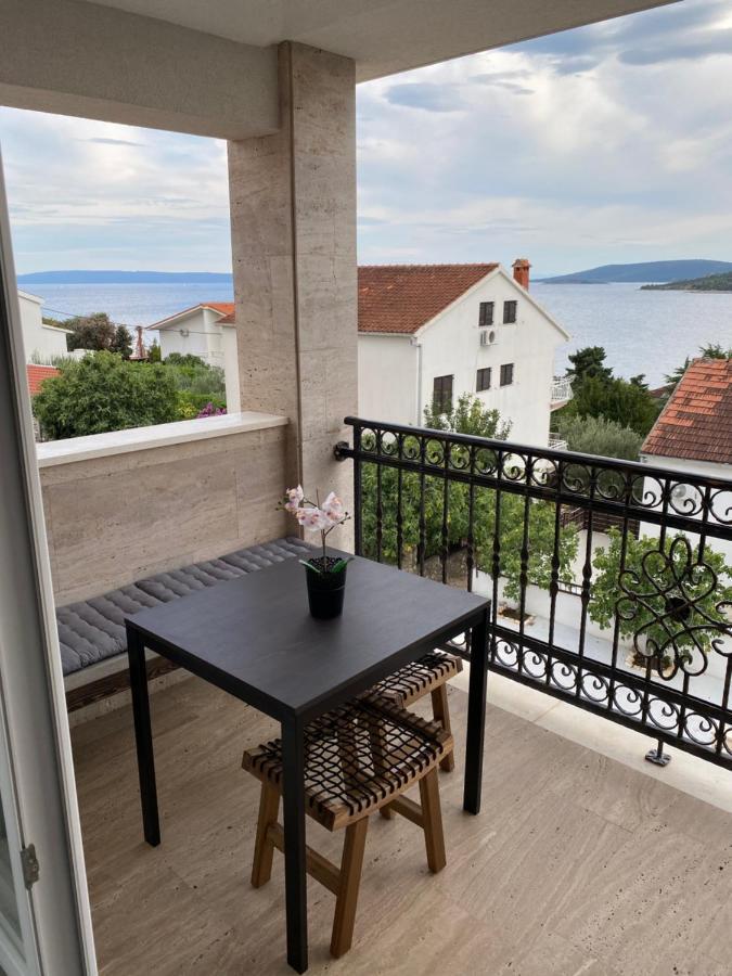 Sea View Daire Seget Vranjica Dış mekan fotoğraf
